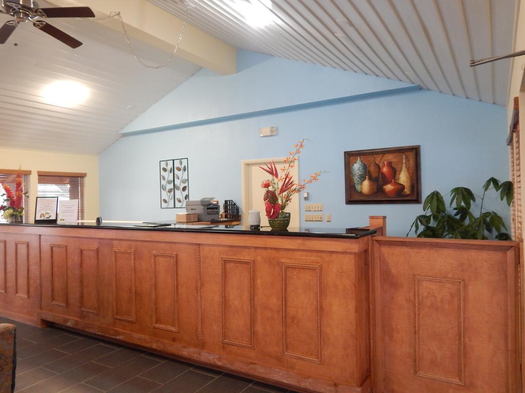 Regency Inn Iola Zewnętrze zdjęcie